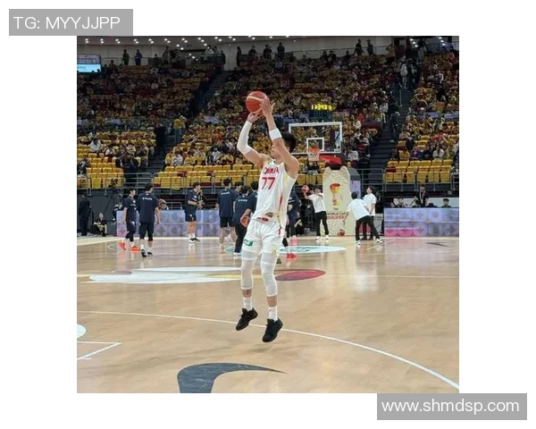 对韩国赛前！赵睿陪练，张镇麟提早三小时热身，众名人堂人员观战